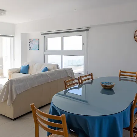 Larnaca Beachhouse Exterior photo