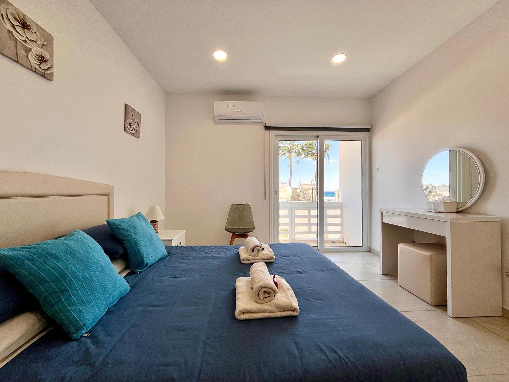 Beachhouse Apartment Larnaca