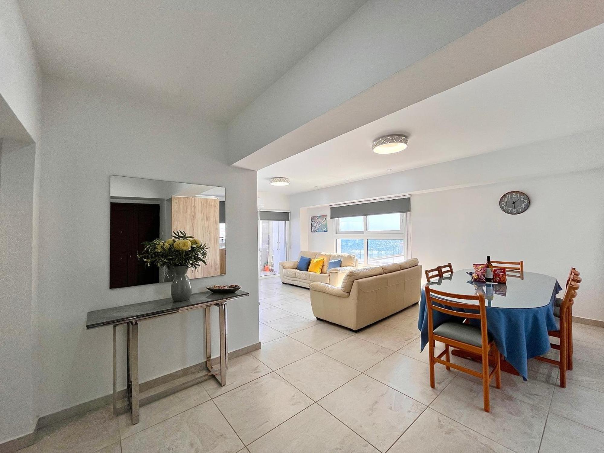 Apartment Beachhouse Larnaca